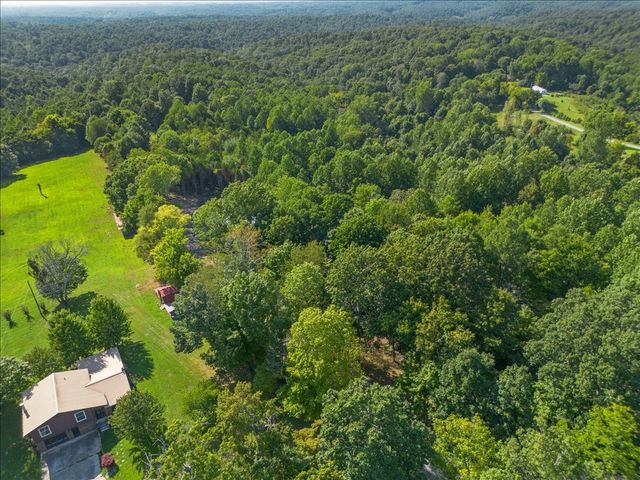 431 Old Highway 49, Charlotte, TN 37036
