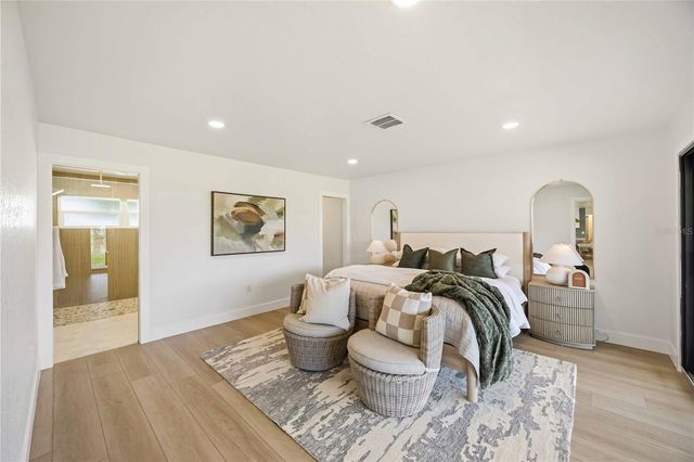 2273 LAKEWOOD DRIVE, Nokomis, FL 34275