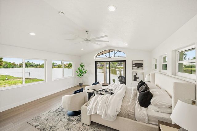 2273 LAKEWOOD DRIVE, Nokomis, FL 34275