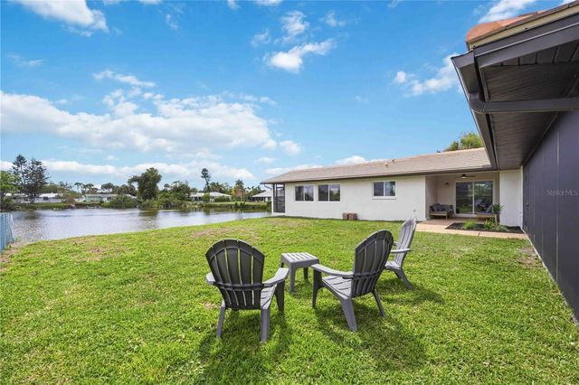 2273 LAKEWOOD DRIVE, Nokomis, FL 34275