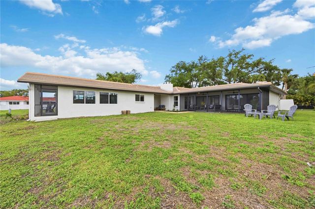 2273 LAKEWOOD DRIVE, Nokomis, FL 34275