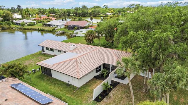 2273 LAKEWOOD DRIVE, Nokomis, FL 34275