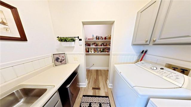 103 Lakeside Point, Gallatin, MO 64640