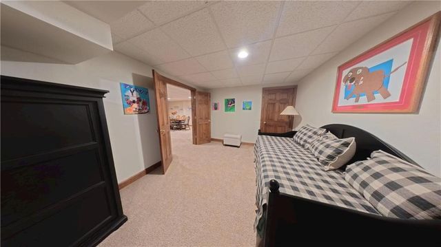 103 Lakeside Point, Gallatin, MO 64640