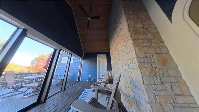 103 Lakeside Point, Gallatin, MO 64640