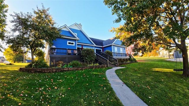 103 Lakeside Point, Gallatin, MO 64640