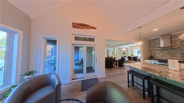 103 Lakeside Point, Gallatin, MO 64640