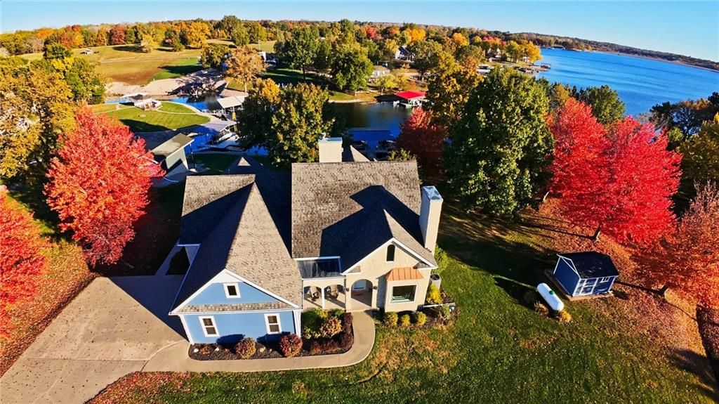 103 Lakeside Point, Gallatin, MO 64640