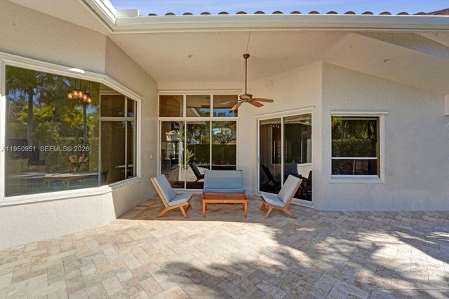 2533 Eagle Run Cir, Weston, FL 33327