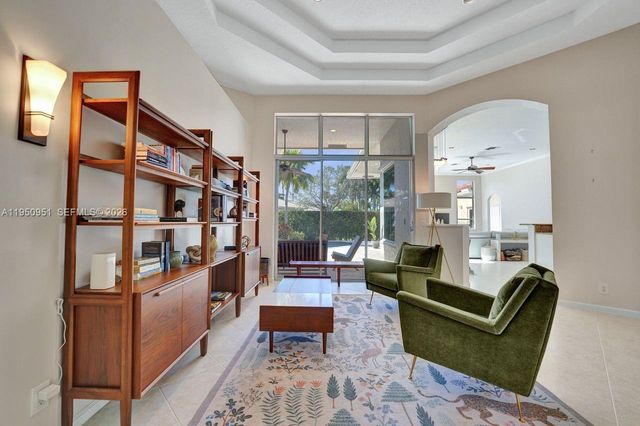 2533 Eagle Run Cir, Weston, FL 33327