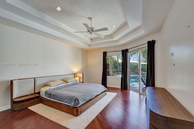 2533 Eagle Run Cir, Weston, FL 33327