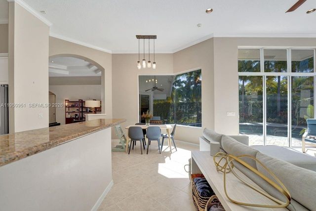 2533 Eagle Run Cir, Weston, FL 33327