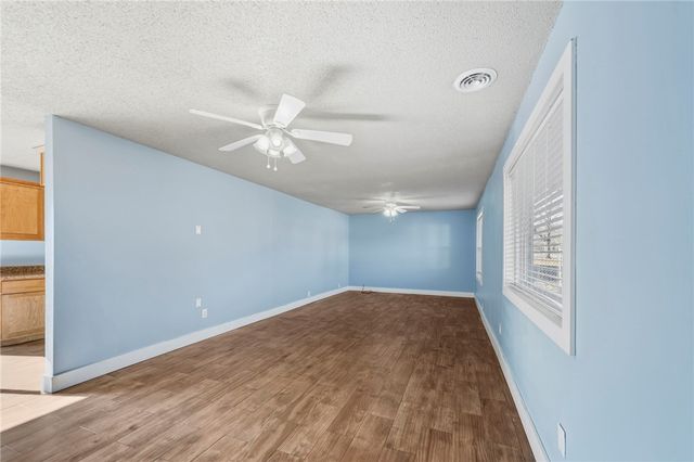 2326 Alpine Circle, Siloam Springs, AR 72761