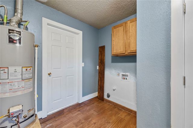 2326 Alpine Circle, Siloam Springs, AR 72761