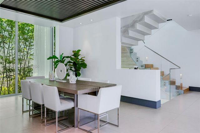 545 Sabal Palm, Key Biscayne, FL 33149