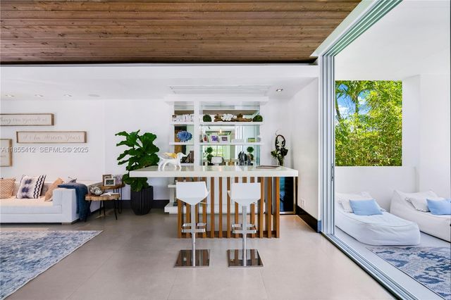 545 Sabal Palm, Key Biscayne, FL 33149