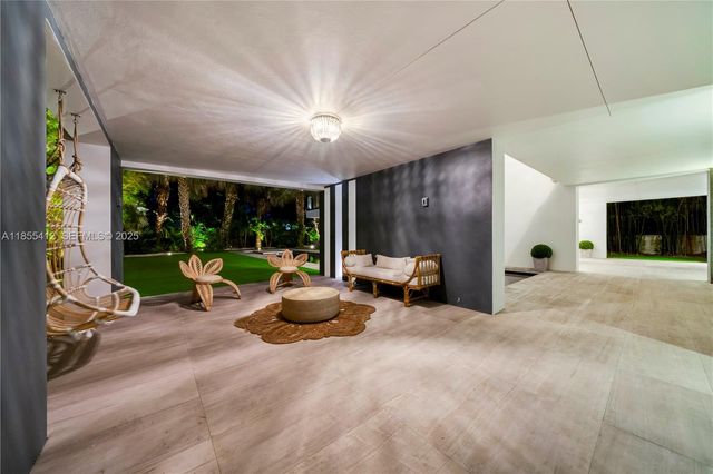 545 Sabal Palm, Key Biscayne, FL 33149