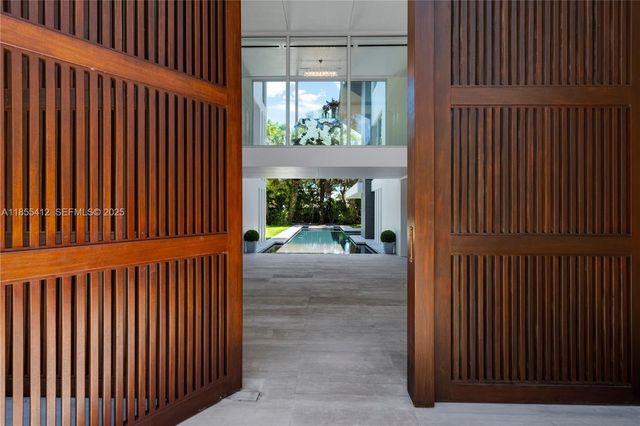 545 Sabal Palm, Key Biscayne, FL 33149