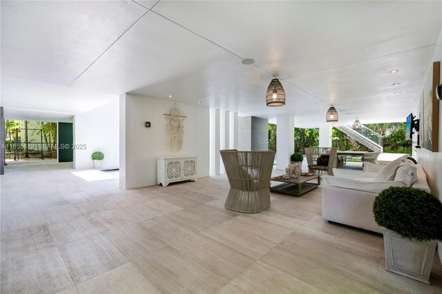 545 Sabal Palm, Key Biscayne, FL 33149