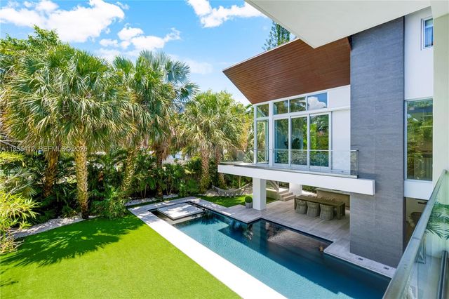 545 Sabal Palm, Key Biscayne, FL 33149