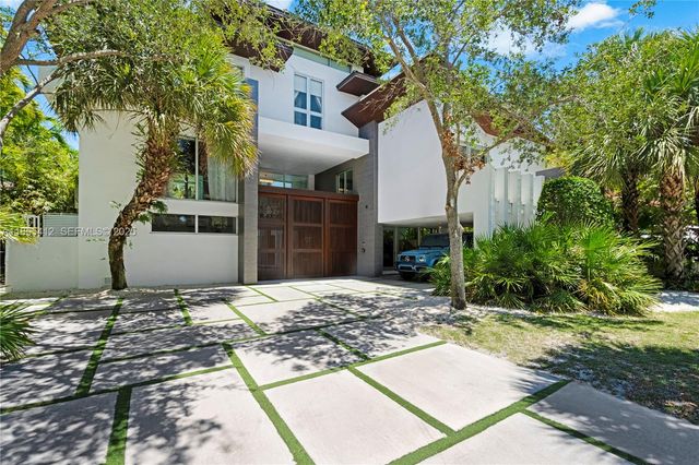 545 Sabal Palm, Key Biscayne, FL 33149