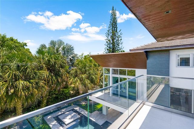 545 Sabal Palm, Key Biscayne, FL 33149