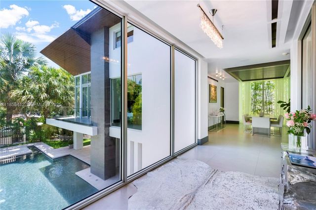 545 Sabal Palm, Key Biscayne, FL 33149