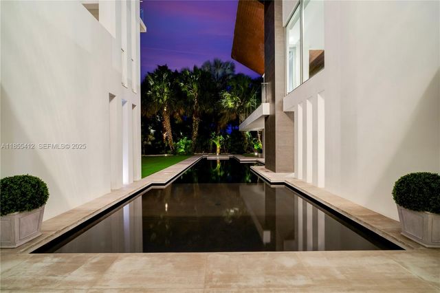545 Sabal Palm, Key Biscayne, FL 33149