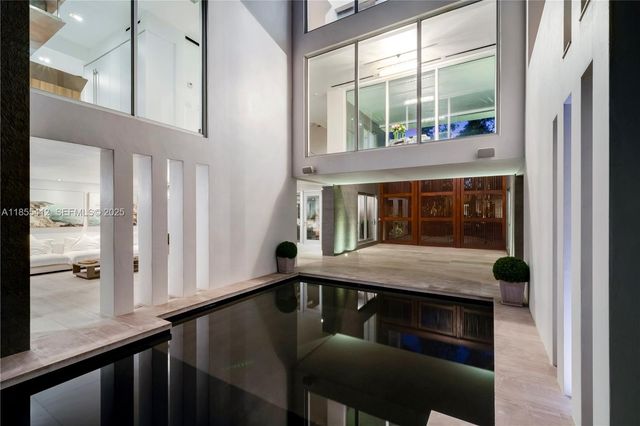 545 Sabal Palm, Key Biscayne, FL 33149