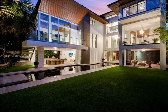 545 Sabal Palm, Key Biscayne, FL 33149