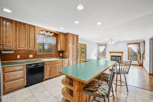 8330 Monclova Road, Monclova, OH 43542