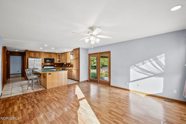 8330 Monclova Road, Monclova, OH 43542