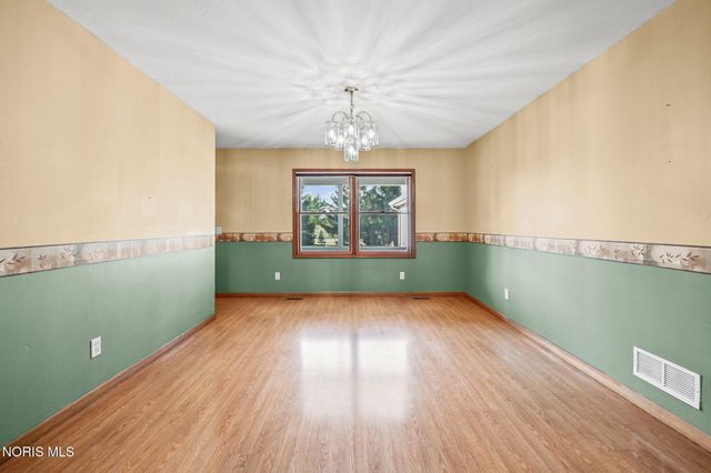 8330 Monclova Road, Monclova, OH 43542