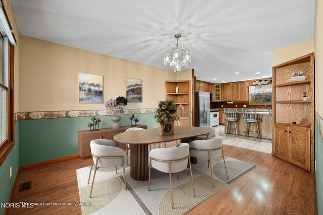 8330 Monclova Road, Monclova, OH 43542