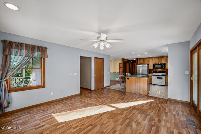 8330 Monclova Road, Monclova, OH 43542