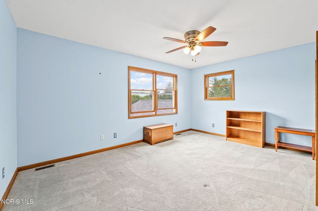 8330 Monclova Road, Monclova, OH 43542