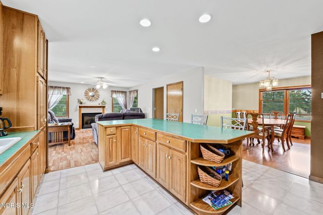 8330 Monclova Road, Monclova, OH 43542