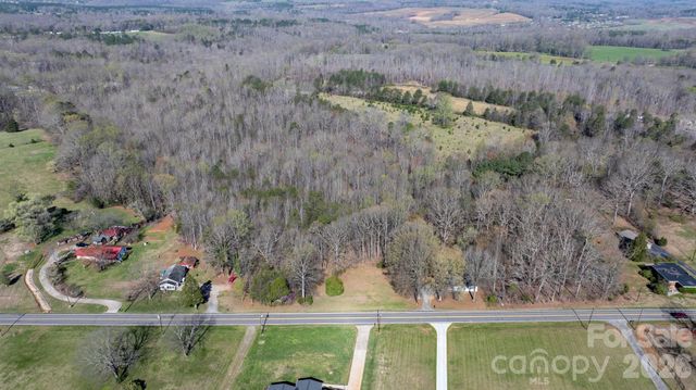 4876 E Nc 10 Highway, Catawba, NC 28609