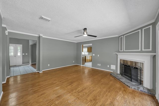 80 Eagle Rock Circle, The Woodlands, TX 77381