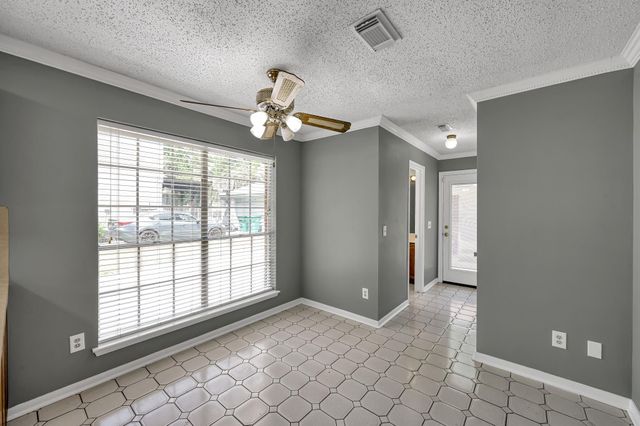 80 Eagle Rock Circle, The Woodlands, TX 77381
