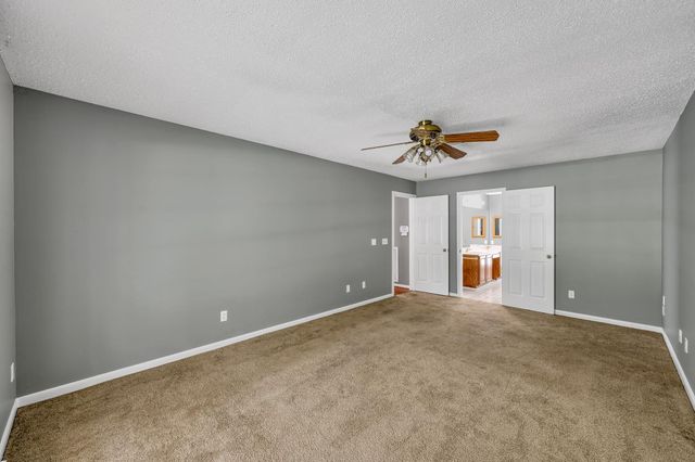 80 Eagle Rock Circle, The Woodlands, TX 77381
