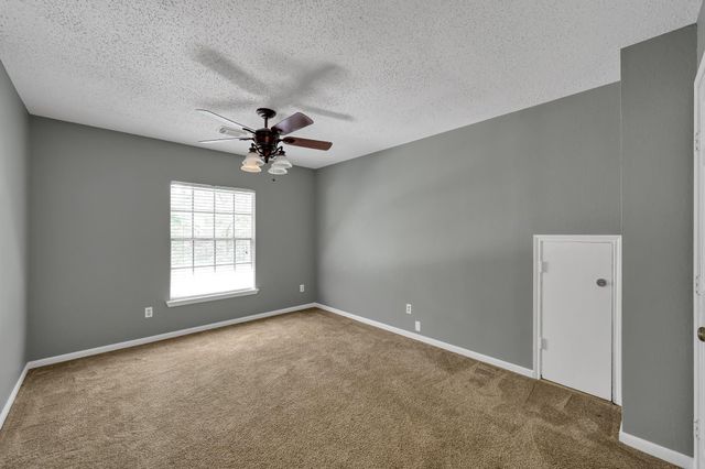 80 Eagle Rock Circle, The Woodlands, TX 77381