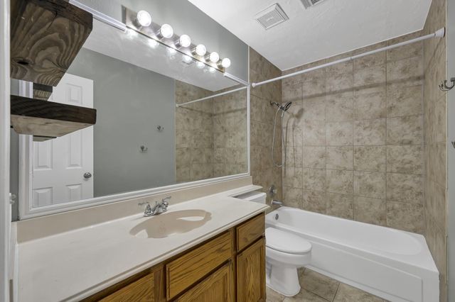 80 Eagle Rock Circle, The Woodlands, TX 77381