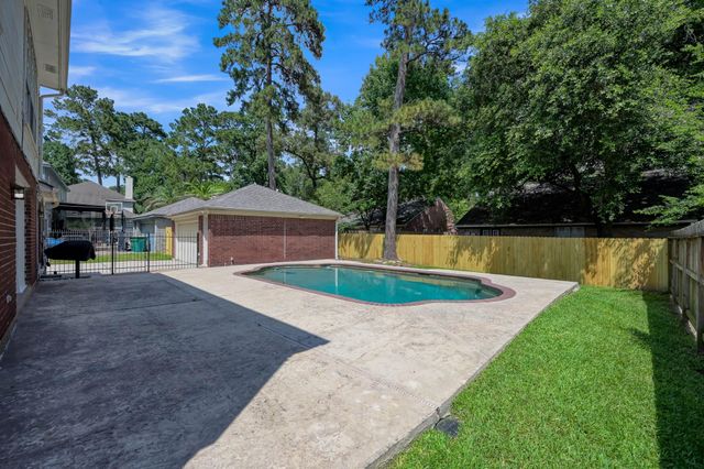 80 Eagle Rock Circle, The Woodlands, TX 77381