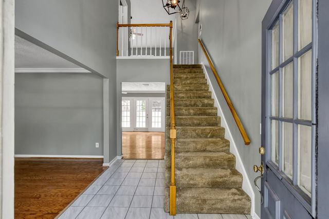 80 Eagle Rock Circle, The Woodlands, TX 77381