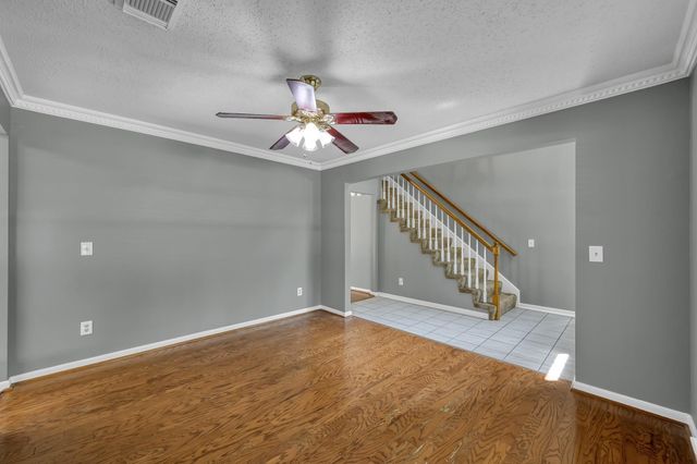 80 Eagle Rock Circle, The Woodlands, TX 77381