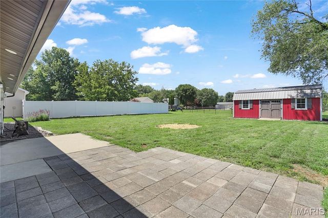 1054 Catalina Drive, Edwardsville, IL 62025