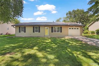1054 Catalina Drive, Edwardsville, IL 62025