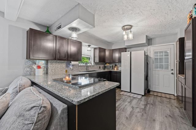 1902 Indian Shores Road, Crosby, TX 77532
