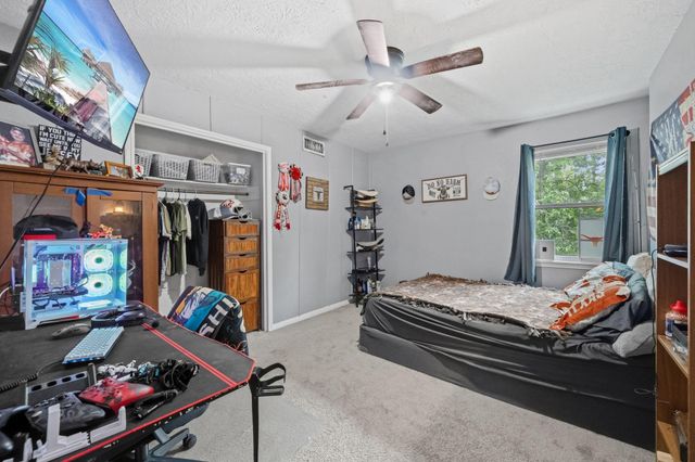 1902 Indian Shores Road, Crosby, TX 77532